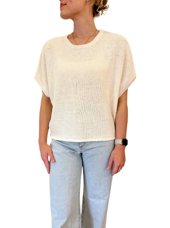 Short Sleeve Sweater In White