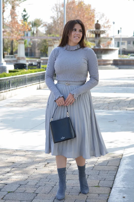 Cheri Gray Pleated Skirt